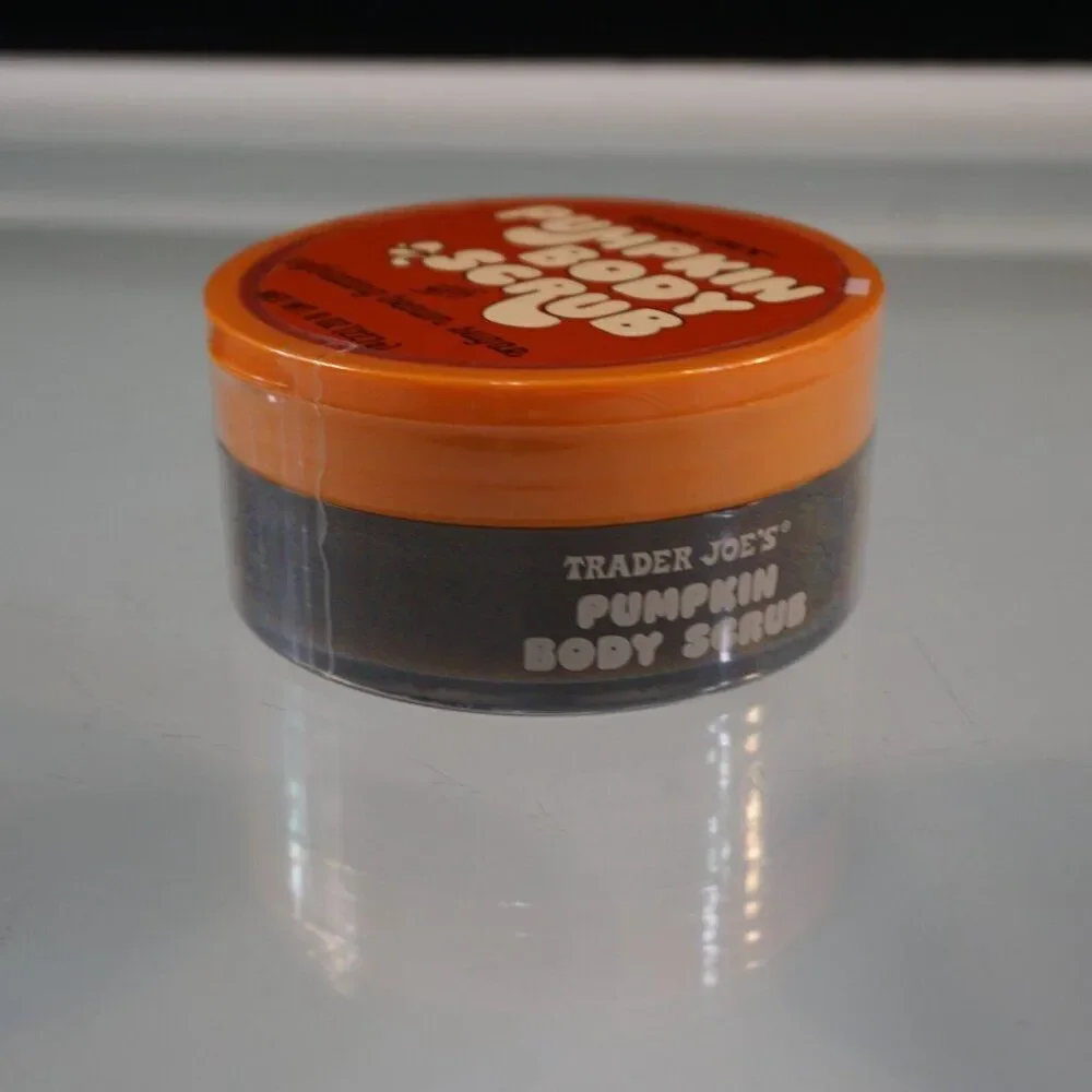 TRADER JOE'S Pumpkin Body Scrub Exfoliating Brown Sugar 8oz NEW Limited
